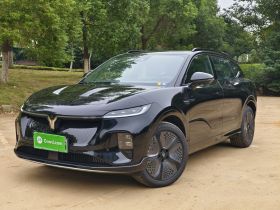 岚图汽车 岚图知音 2024款 四驱全球版