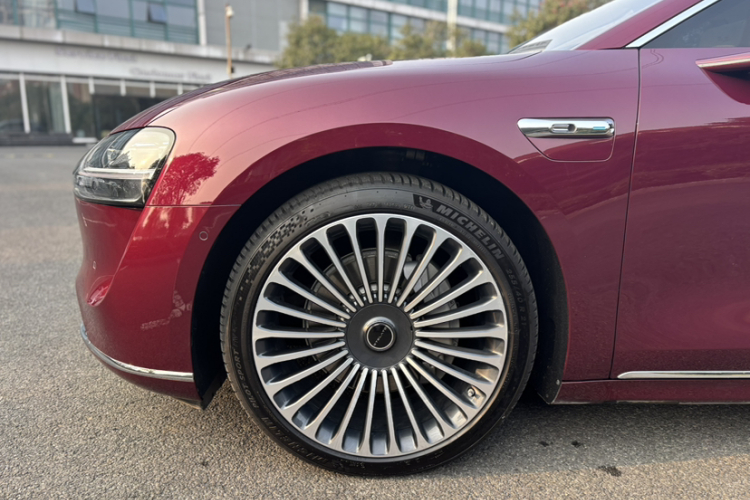 鸿蒙智行 享界S9 2024款 纯电 Ultra 四驱旗舰版车身外观6003