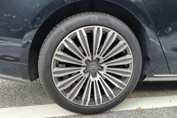 奥迪A8 2013款 A8L 45 TFSI quattro舒适型车身外观6011