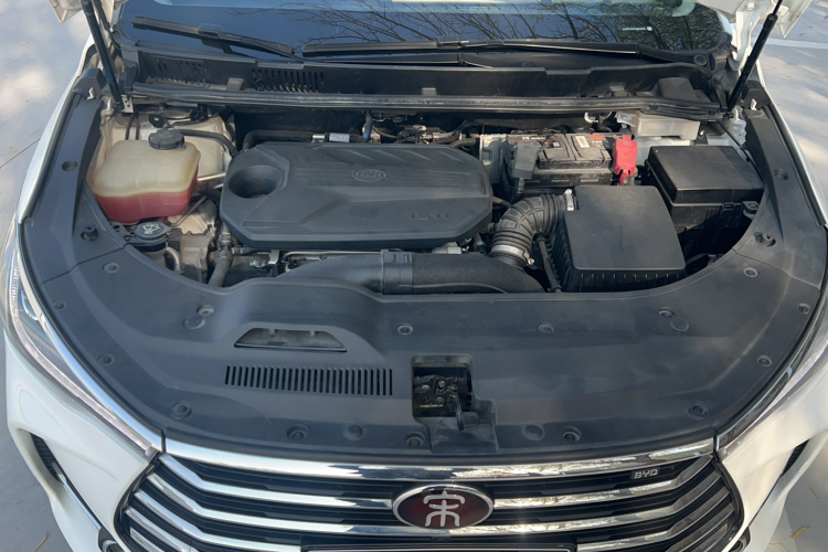 比亚迪 宋MAX 2019款 1.5T 自动智联睿进型 6座 国VI局部细节24