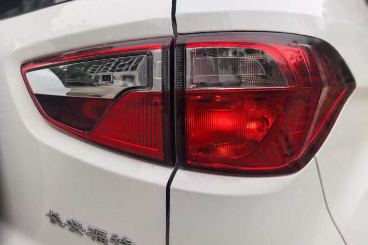 福特 翼搏 2017款 1.5L 手动舒适型车身外观6010