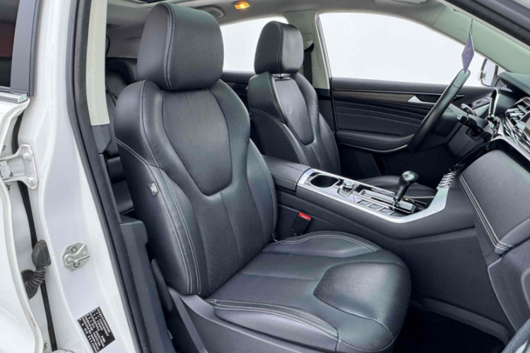 福特 领界 2019款 EcoBoost 145 CVT尊领型 国V中控内饰7001