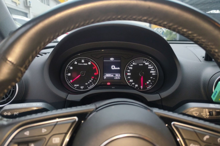 奥迪A3 2019款 Limousine 35 TFSI 进取型 国VI中控内饰15