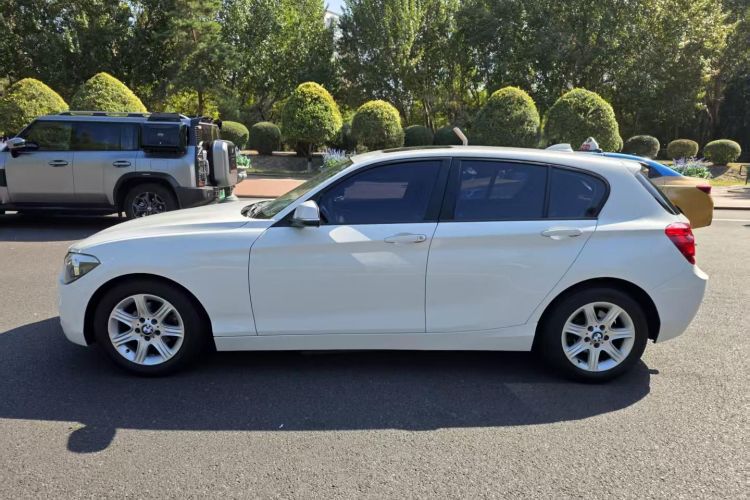 宝马1系(进口) 2013款 改款 116i 领先型车身外观6006