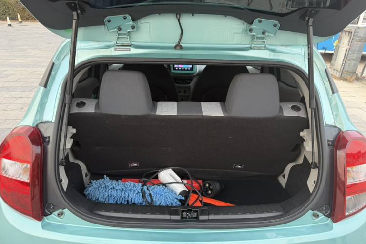 江铃集团新能源 易至EV2 2024款 201km 舒适型局部细节23