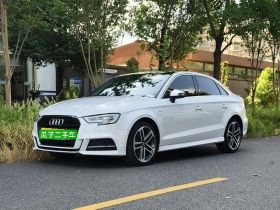 奥迪A3 2018款 30周年年型 Limousine 40 TFSI 运动型