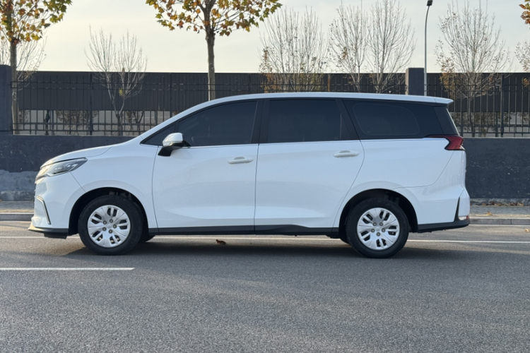 上汽大通MAXUS 大通G50 2022款 1.5T 自动畅游A车身外观6009