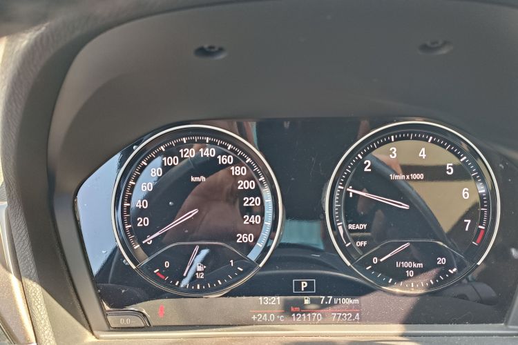 宝马X1 2019款 sDrive18Li 尊享型中控内饰15