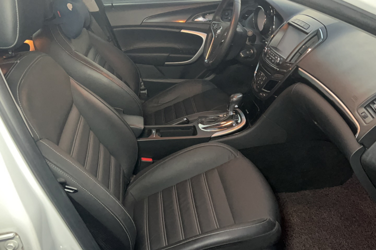 别克 君威 2015款 1.6T 时尚技术型中控内饰7005