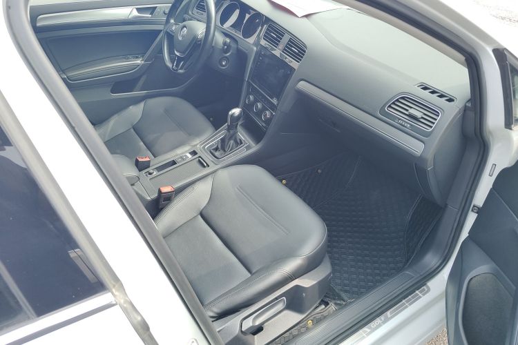 大众 高尔夫 2020款 280TSI DSG舒适型中控内饰7008