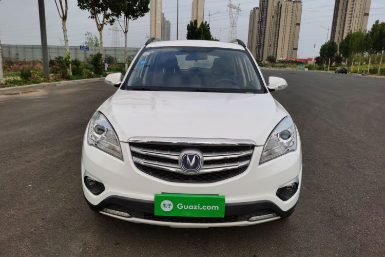 长安CS35 2016款 1.6L 手动豪华型 国V车身外观6001