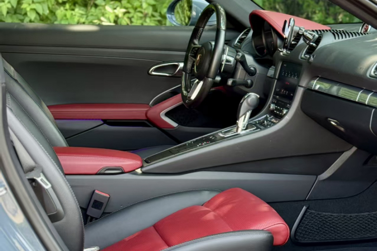 保时捷718 2016款 Cayman 2.0T中控内饰7002