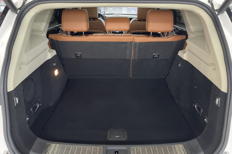 众泰T700 2017款 2.0T 自动旗舰型局部细节23