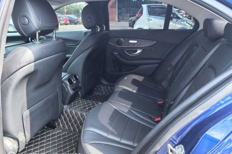 奔驰C级 2020款 C 200 L 时尚型运动版中控内饰7004