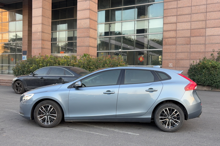 沃尔沃V40 2017款 T3 智逸版车身外观6003