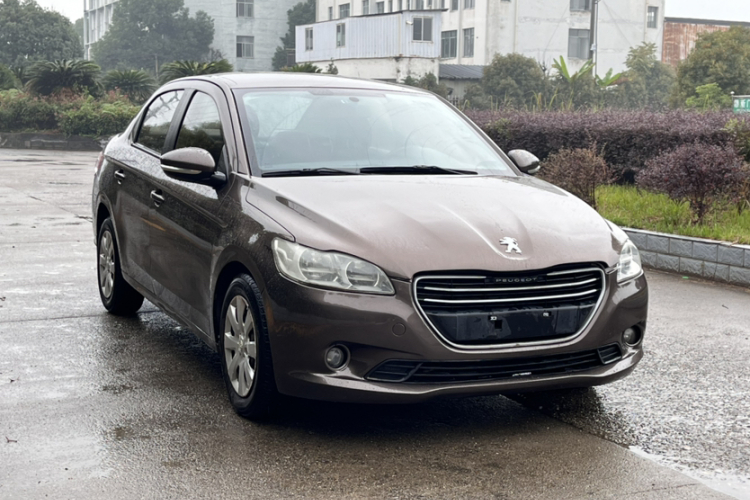 标致301 2014款 1.6L 自动舒适版车身外观6005