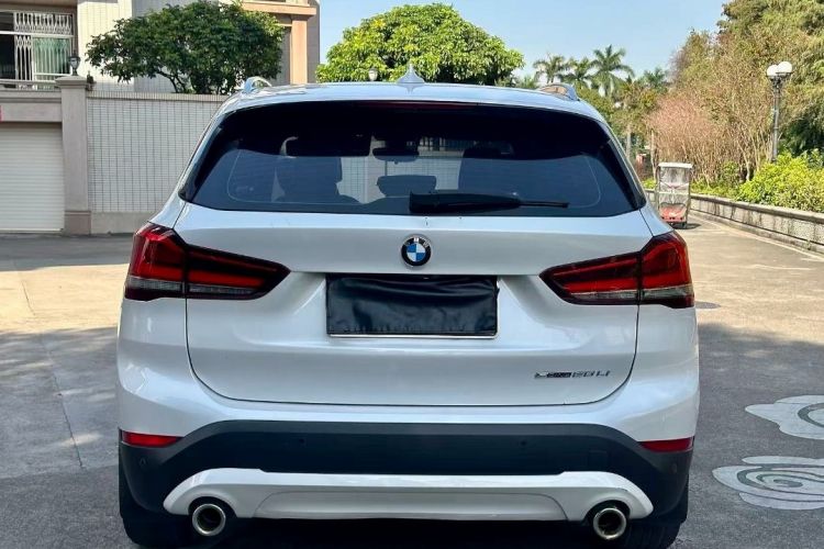 宝马X1 2020款 sDrive20Li 时尚型车身外观6011