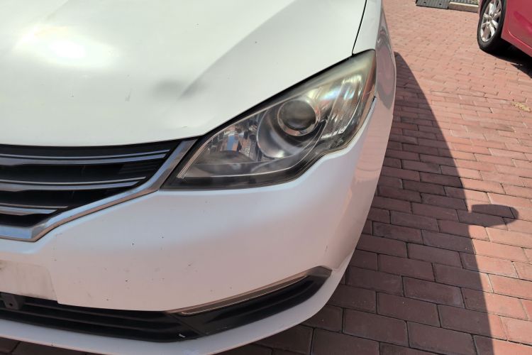 荣威360 2015款 1.5L 自动豪华版车身外观6006