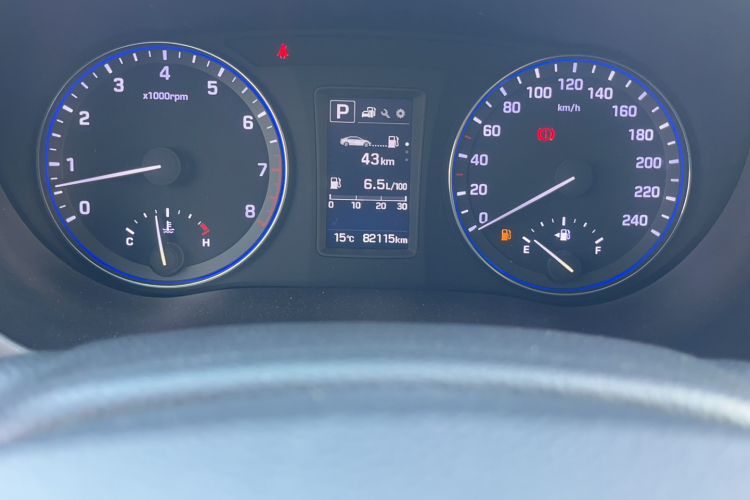 现代 名图 2016款 1.8L 自动智能型GLS中控内饰15