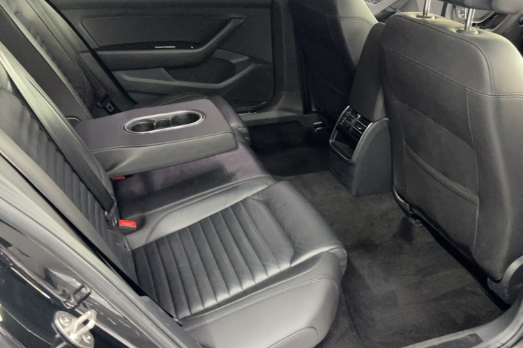 大众 迈腾 2018款 280TSI DSG 领先型中控内饰7008