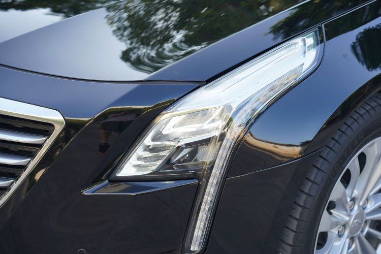 凯迪拉克CT6 2017款 28T 精英型车身外观6010