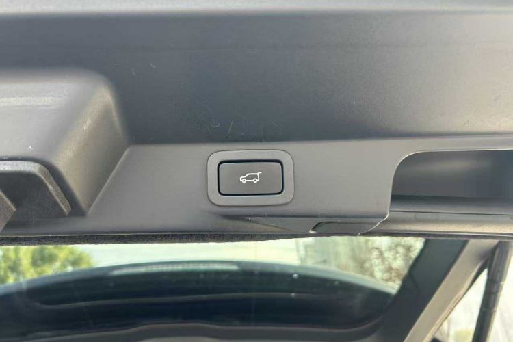 路虎 揽胜运动版 2017款 3.0 SC V6 SE中控内饰7005