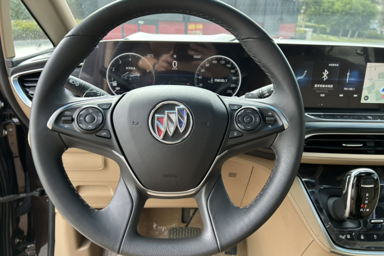 别克GL8 2020款 ES陆尊 653T 尊享型中控内饰7004