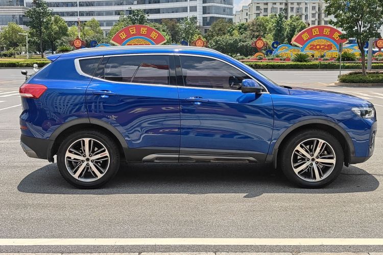 哈弗H6 2017款 红标 2.0T 自动两驱智尚型车身外观6004