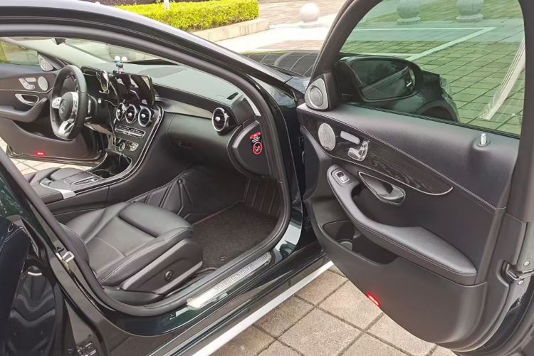 奔驰C级 2021款 C 260 L 运动星耀臻藏版中控内饰7005