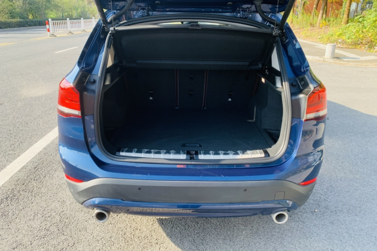 宝马X1 2022款 sDrive25Li 领先型局部细节23