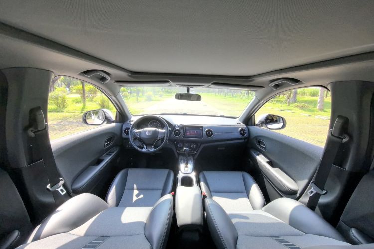 本田XR-V 2019款 1.5L CVT舒适版 国V中控内饰7010