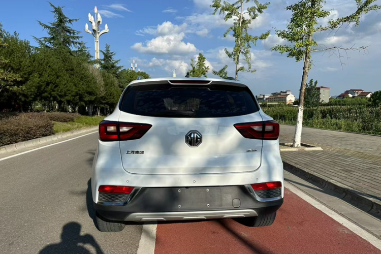 名爵ZS 2020款 全球百万畅销款 1.5L 手动65寸巨幕天窗版车身外观6004