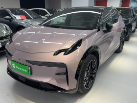 极氪X 2025款 四座后驱魔方版