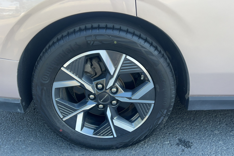 上汽大通MAXUS 大通G70 2024款 2.0T 自动旗舰版 7座车身外观6009