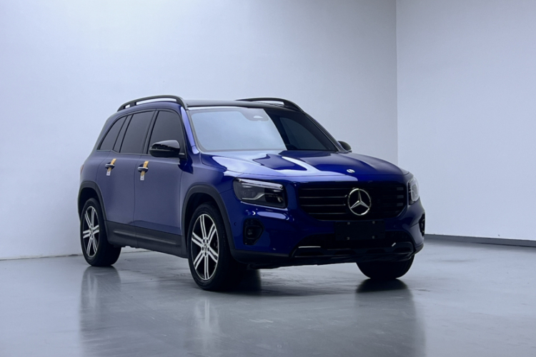 奔驰GLB 2024款 GLB 220 4MATIC车身外观6006