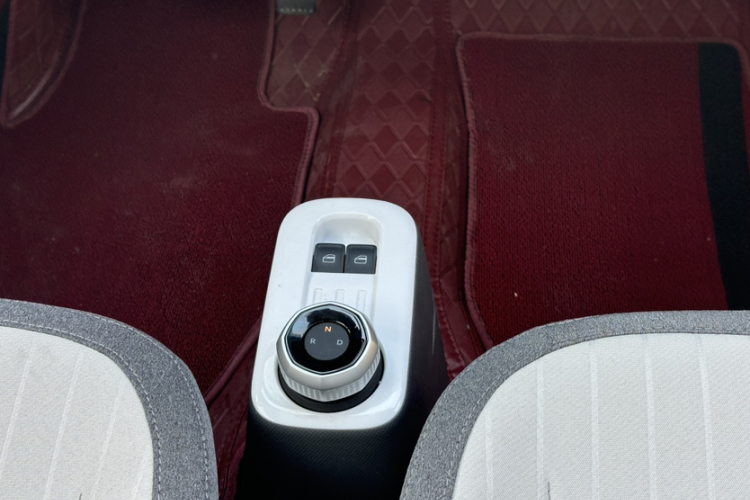 吉利银河 熊猫 2025款 210km 元气熊局部细节18