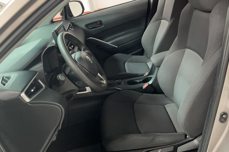 丰田 锋兰达 2022款 2.0L CVT精英版局部细节19