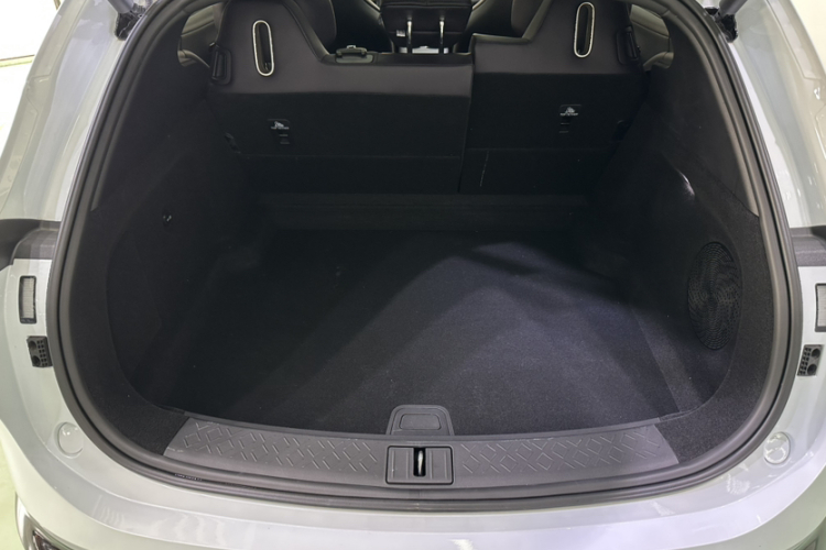 阿维塔07 2024款 Pro+纯电版车身外观6004