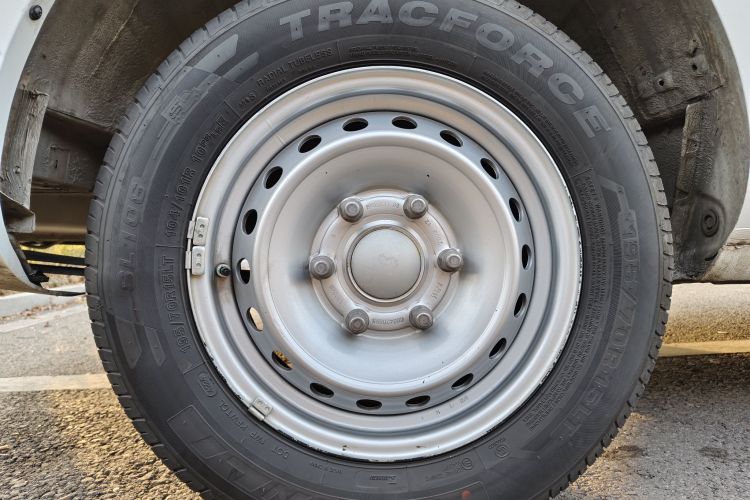 上汽大通MAXUS 大拿V1 2024款 V1 短轴低顶 多功能版（51kWh）车身外观6008