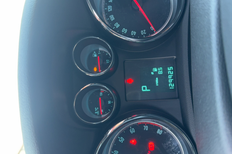 别克 昂科拉 2015款 1.4T 自动两驱都市精英型中控内饰15