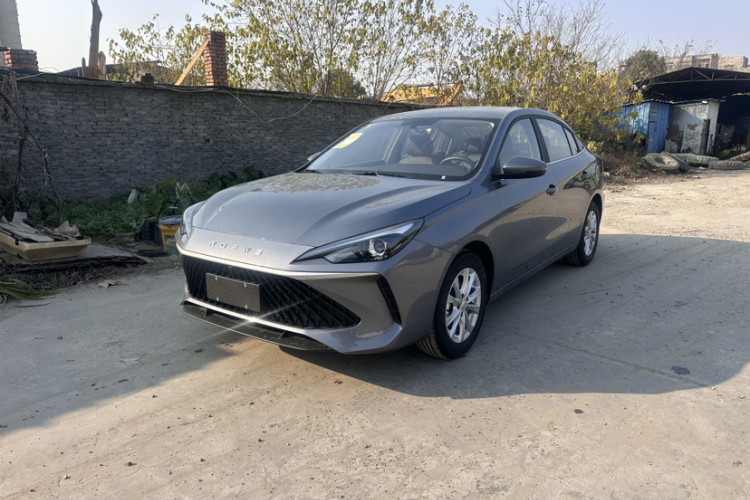 荣威i5 2026款 1.5L CVT豪华版车身外观1