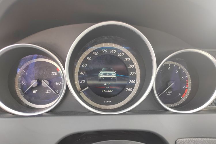 奔驰C级 2013款 C 180 经典型 Grand Edition中控内饰15