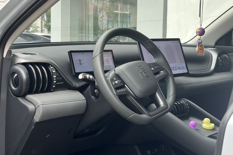 比亚迪 元PLUS 2025款 智驾版 510KM 领先型中控内饰7004