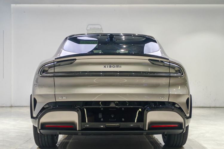 小米汽车 小米YU7 2025款 超长续航后驱版车身外观6004