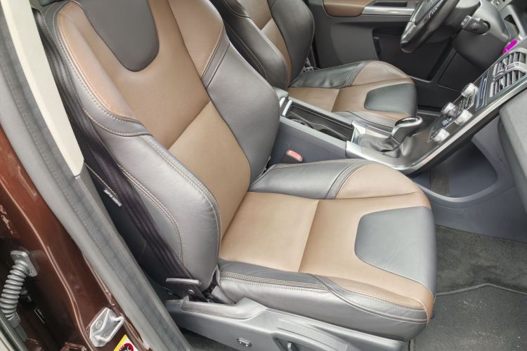 沃尔沃XC60 2016款 T5  智远版车身外观6005