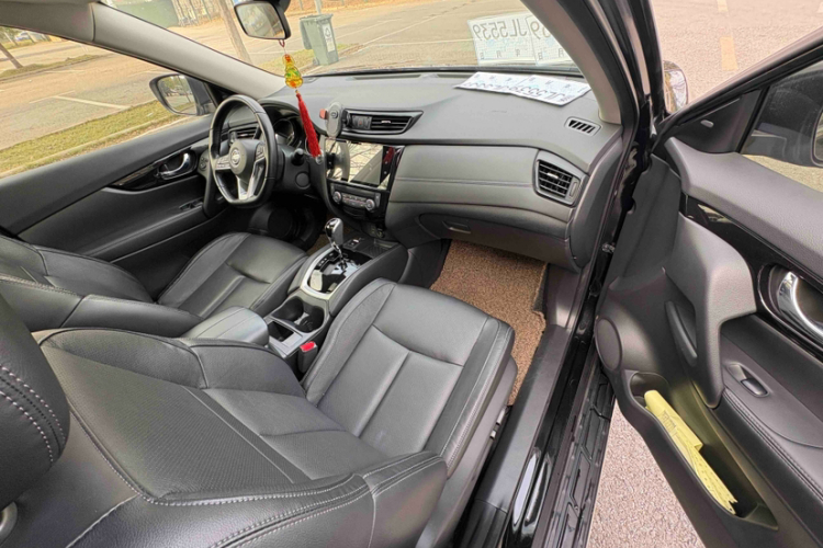 日产 奇骏 2021款 2.0L CVT 2WD XL Premium智联尊享版中控内饰7002