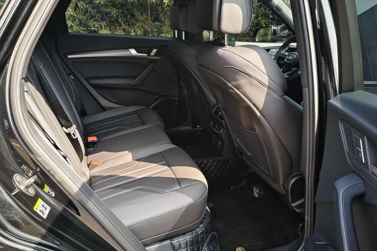 奥迪Q5L 2024款 45 TFSI 豪华动感型中控内饰7003