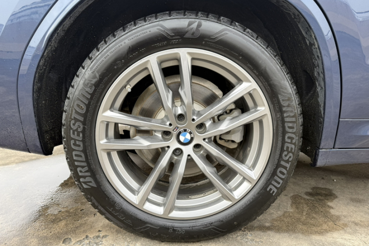 宝马X3 2020款  xDrive28i M运动套装局部细节9001