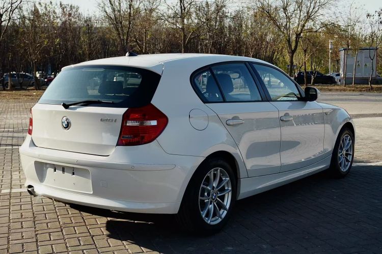 宝马1系(进口) 2008款 120i 自动挡车身外观6007