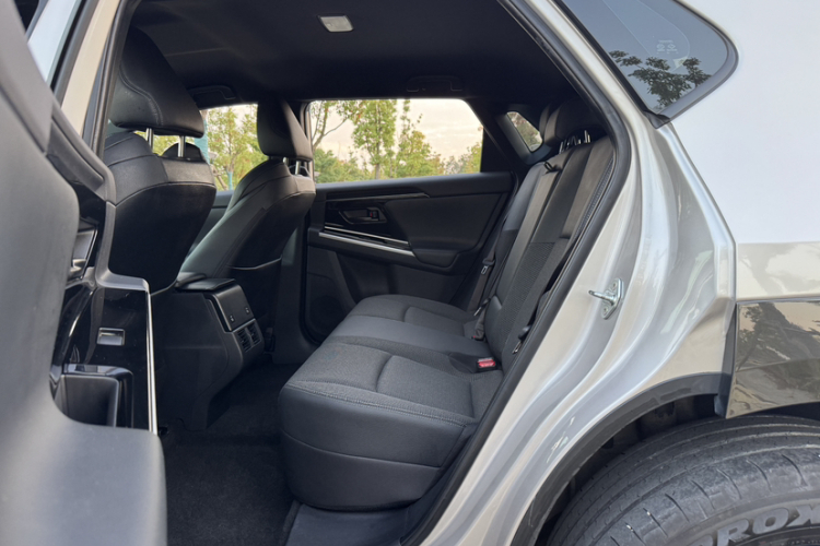 广汽丰田bZ4X 2022款 长续航Elite中控内饰7002